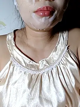 Snapshot of _Mira_69_ chatting on 06/09/26, 03:13 Mira 69 online show from 06/09/26, 03:13