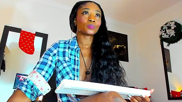 KimberlyBanks2 online show from 12/03/25, 01:10