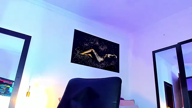 Snapshot of KimberlyBanks2 chatting on 02/06/26, 10:17 KimberlyBanks2 online show from 02/06/26, 10:17