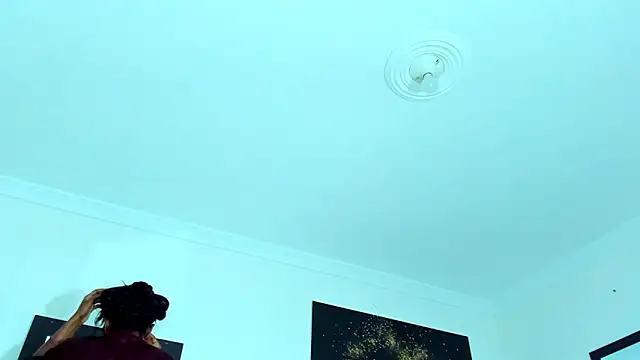 Snapshot of KimberlyBanks2 chatting on 02/17/26, 10:01 KimberlyBanks2 online show from 02/17/26, 10:01