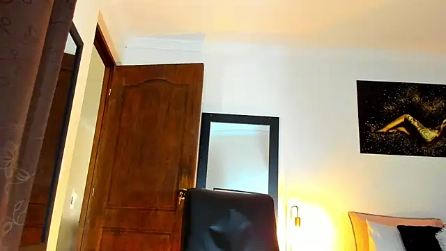 KimberlyBanks2 online show from 09/19/25, 03:05