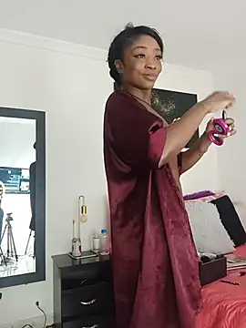KimberlyBanks2 online show from 05/26/26, 10:02