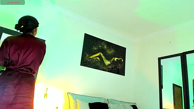 KimberlyBanks2 online show from 04/14/26, 09:58