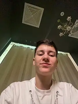 Snapshot of JessyAdore chatting on 03/07/25, 07:16 JessyAdore online show from 03/07/25, 07:16