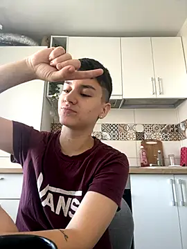 Snapshot of JessyAdore chatting on 09/22/25, 10:10 JessyAdore online show from 09/22/25, 10:10