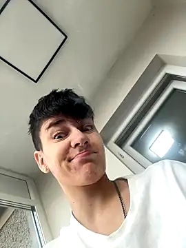 Snapshot of JessyAdore chatting on 12/16/25, 07:01 JessyAdore online show from 12/16/25, 07:01