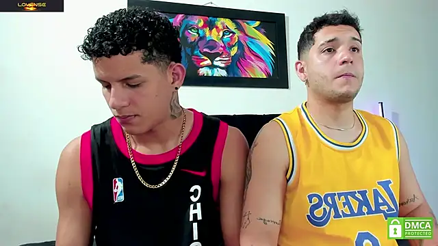 Noha white online show from 04/04/26, 12:06