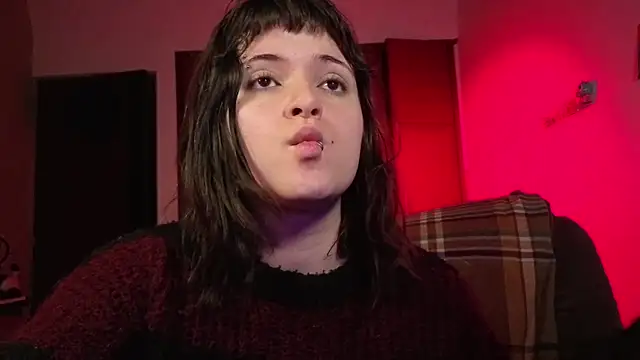 Snapshot of NEXT_DOOR_GIRL_ chatting on 07/05/26, 09:05 NEXT DOOR GIRL online show from 07/05/26, 09:05
