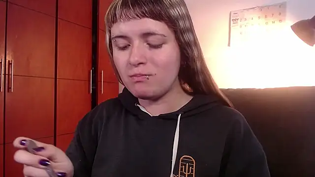 NEXT DOOR GIRL  online show from 11/16/25, 01:27