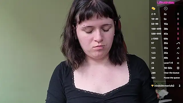 Snapshot of NEXT_DOOR_GIRL_ chatting on 06/17/26, 08:08 NEXT DOOR GIRL online show from 06/17/26, 08:08