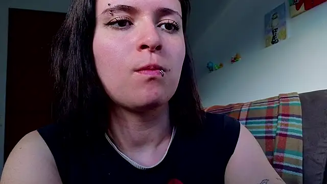 NEXT DOOR GIRL  online show from 04/09/26, 10:38