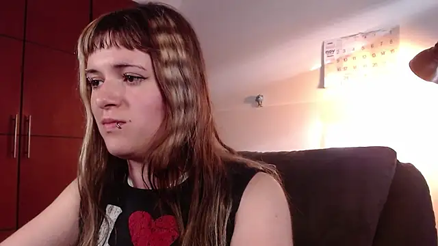 NEXT DOOR GIRL  online show from 11/10/25, 09:42