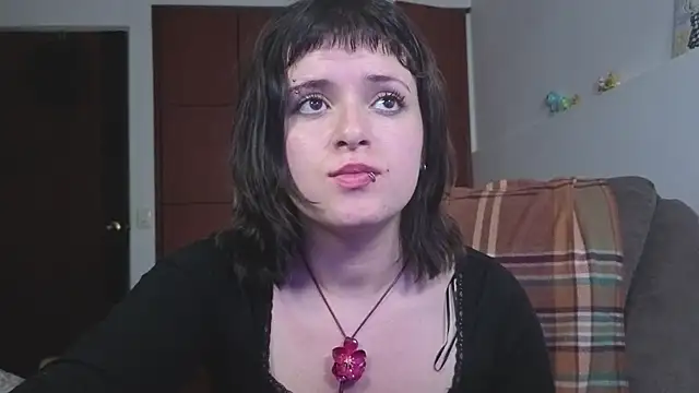 NEXT DOOR GIRL  online show from 04/21/26, 10:38