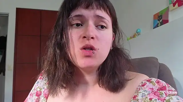 Snapshot of NEXT_DOOR_GIRL_ chatting on 06/25/26, 09:09 NEXT DOOR GIRL online show from 06/25/26, 09:09