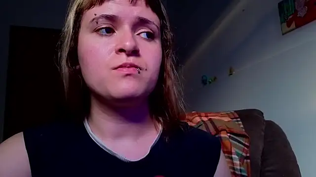 NEXT DOOR GIRL  online show from 04/01/26, 10:50