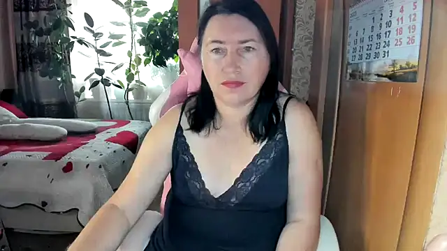 Snapshot of Tatyana51 chatting on 10/14/25, 03:51 Tatyana51 online show from 10/14/25, 03:51