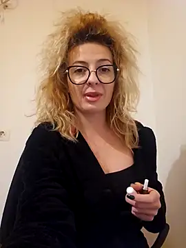 Selenna emma online show from 11/24/25, 03:01