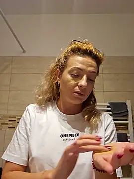 Selenna emma online show from 10/23/25, 10:25