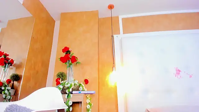 emilyadams0 online show from 11/01/25, 10:14