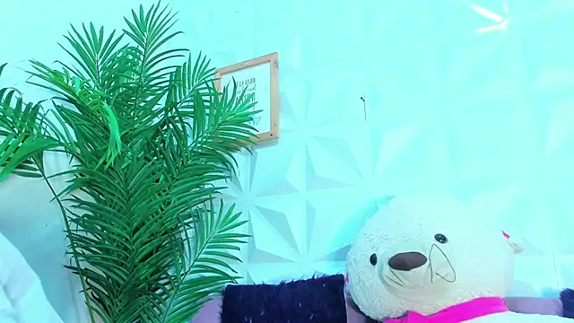 Snapshot of Briyit_Doll chatting on 10/01/25, 09:29 Briyit Doll online show from 10/01/25, 09:29