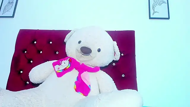 Snapshot of Briyit_Doll chatting on 09/27/25, 08:59 Briyit Doll online show from 09/27/25, 08:59