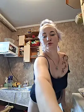 Snapshot of Tina_Alev chatting on 07/06/26, 04:09 Tina Alev online show from 07/06/26, 04:09