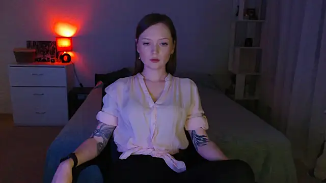 Snapshot of Allaria chatting on 03/28/26, 05:47 Allaria online show from 03/28/26, 05:47