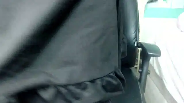 MatureVixen online show from 12/04/25, 11:20