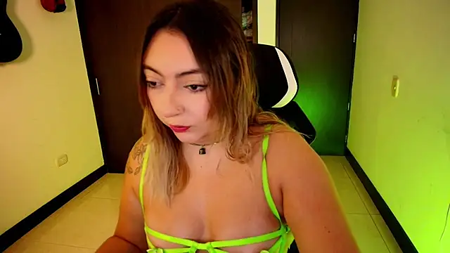 miaawild online show from 12/05/25, 02:48