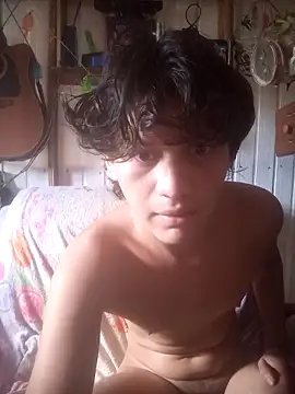 pedrodavid  online show from 04/15/26, 06:56