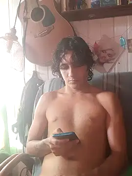 Snapshot of pedrodavid_ chatting on 05/28/26, 08:04 pedrodavid online show from 05/28/26, 08:04