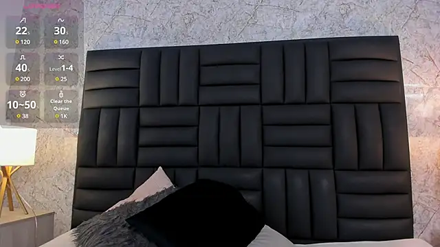 Snapshot of Caro_martinezz chatting on 03/20/25, 04:07 Caro martinezz online show from 03/20/25, 04:07