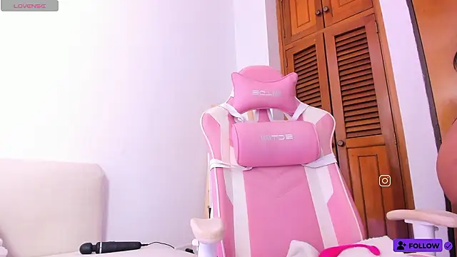 Caro martinezz online show from 03/07/26, 05:03