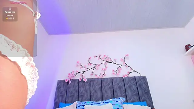 Sophiee Velvet online show from 06/27/26, 04:46