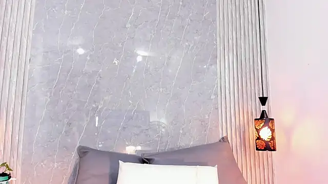 Snapshot of Sophiee_Velvet chatting on 03/04/25, 12:33 Sophiee Velvet online show from 03/04/25, 12:33