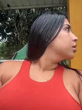 NiaSoler online show from 11/16/25, 08:24