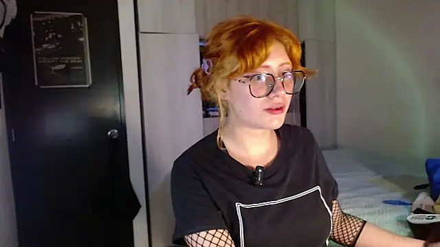 mariana124- online show from 12/14/25, 01:12