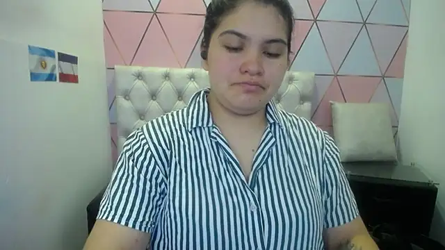 Snapshot of Marinasexxx chatting on 07/12/26, 05:58 Marinasexxx online show from 07/12/26, 05:58