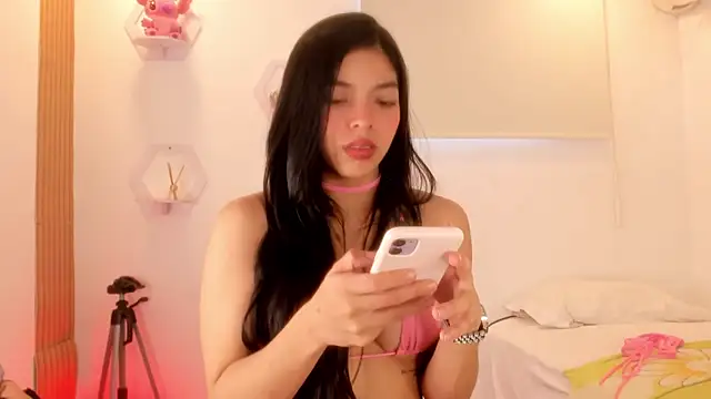 meganrossee69 online show from 04/19/26, 06:10