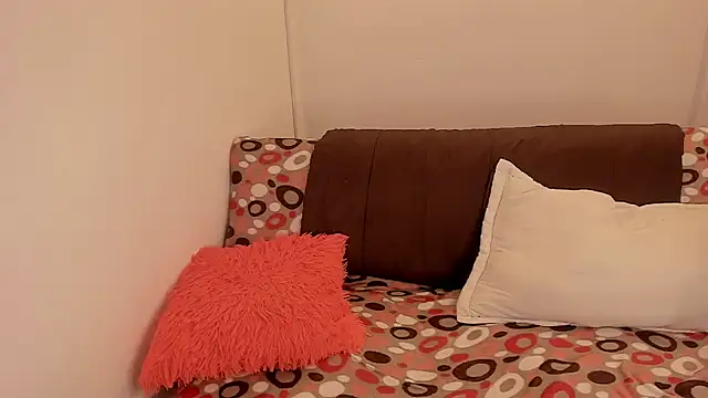 meganrossee69 online show from 12/18/24, 12:10