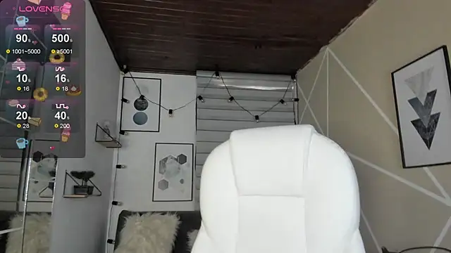 Enma  clark online show from 09/17/25, 07:49