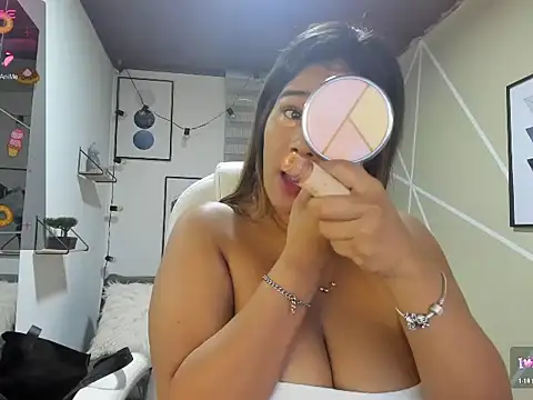 Enma  clark online show from 11/09/25, 04:05