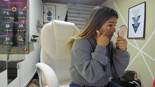 Enma  clark online show from 09/30/25, 04:07