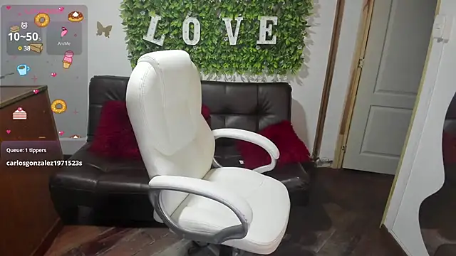 Enma  clark online show from 02/19/25, 10:20