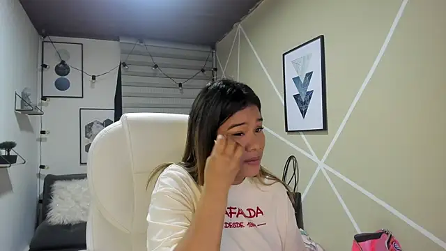 Enma  clark online show from 09/21/25, 04:28