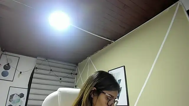 Enma  clark online show from 10/05/25, 04:03