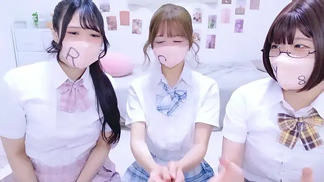 Snapshot of Rico-pin chatting on 10/08/25, 04:14 Rico-pin online show from 10/08/25, 04:14