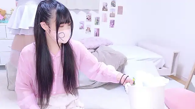 Snapshot of Rico-pin chatting on 11/04/25, 07:17 Rico-pin online show from 11/04/25, 07:17