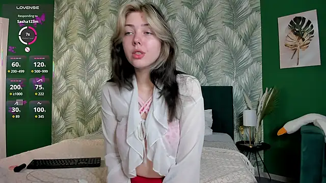 Snapshot of Vanessa_Walters chatting on 09/26/25, 02:07 Vanessa Walters online show from 09/26/25, 02:07