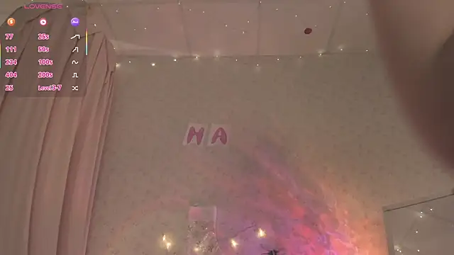 Snapshot of Vanessa_Walters chatting on 12/18/25, 03:11 Vanessa Walters online show from 12/18/25, 03:11